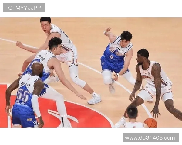 CBA新疆对阵辽宁精彩重播回顾赛场激情与精彩瞬间分析